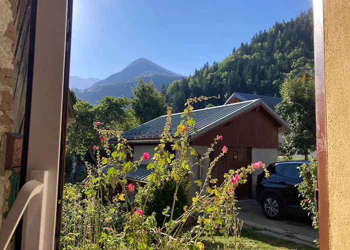 Les Bouvreuils Tatil Evi